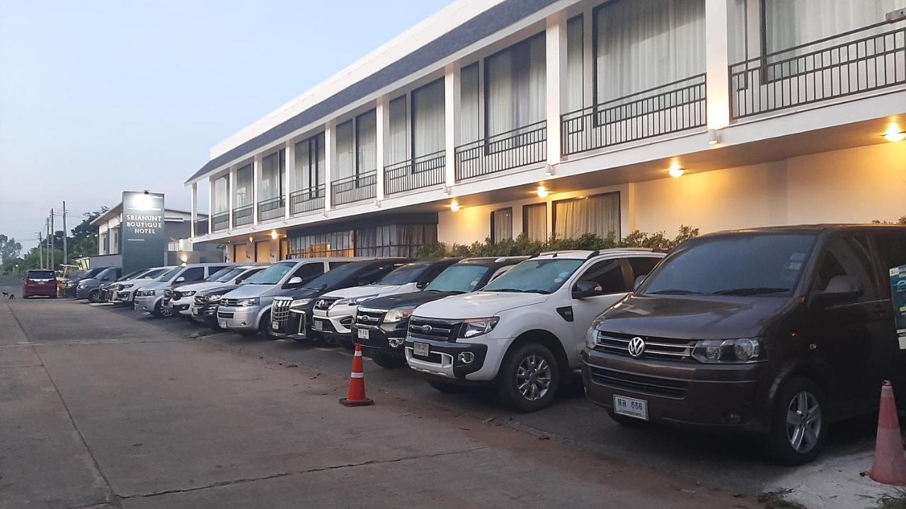 Srianunt Boutique Hotel Buriram Luaran gambar
