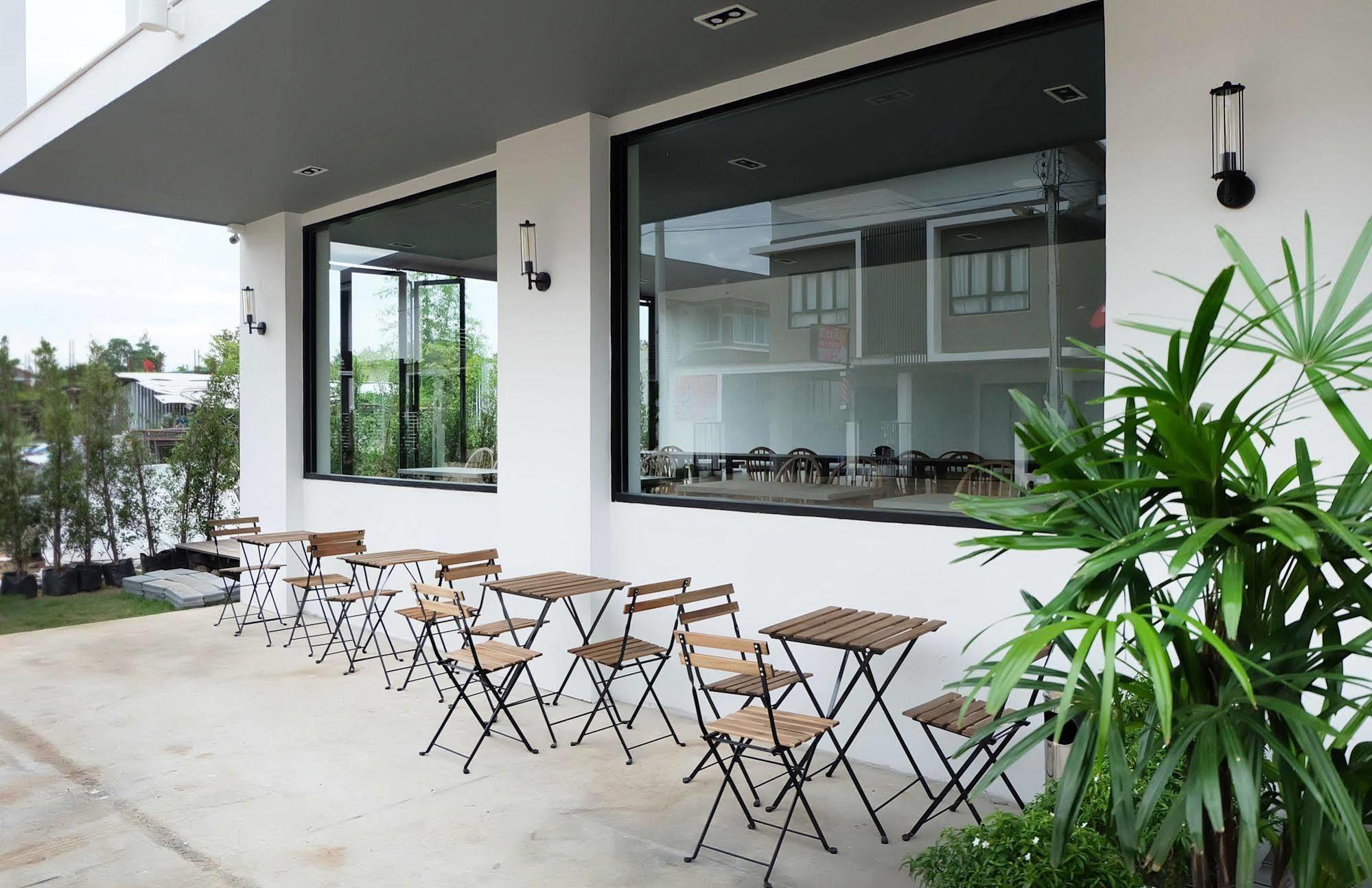 Srianunt Boutique Hotel Buriram Luaran gambar